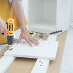 W aktualnych czasach bardzo co niemiara osób poświęca swój wolny czas przed telewizorem